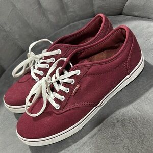 Vans Women's Maroon Canvas Sneakers